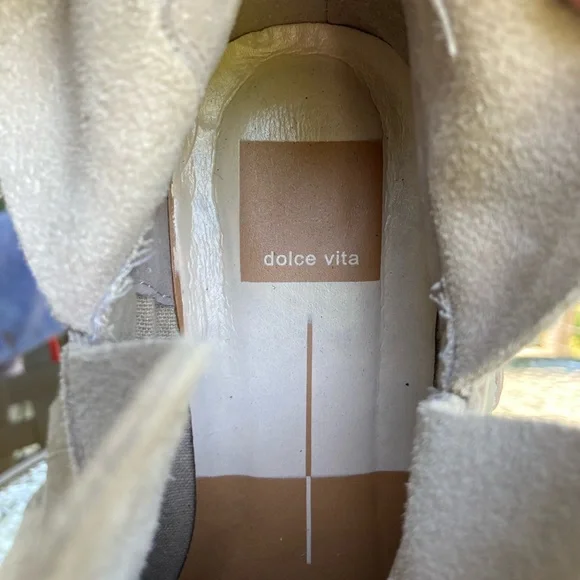 Dolce Vita- Women’s Cleo Stacked Heel Genuine Suede Slouchy Tan Bootie, Size 7 - Picture 10 of 11